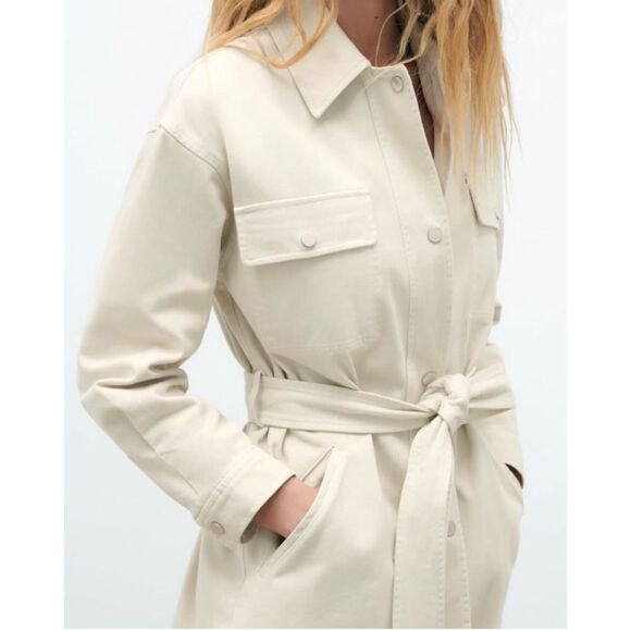 NWOT Zara Denim Jacket with Belt in Ice Color, Size Medium - Picture 8 of 16